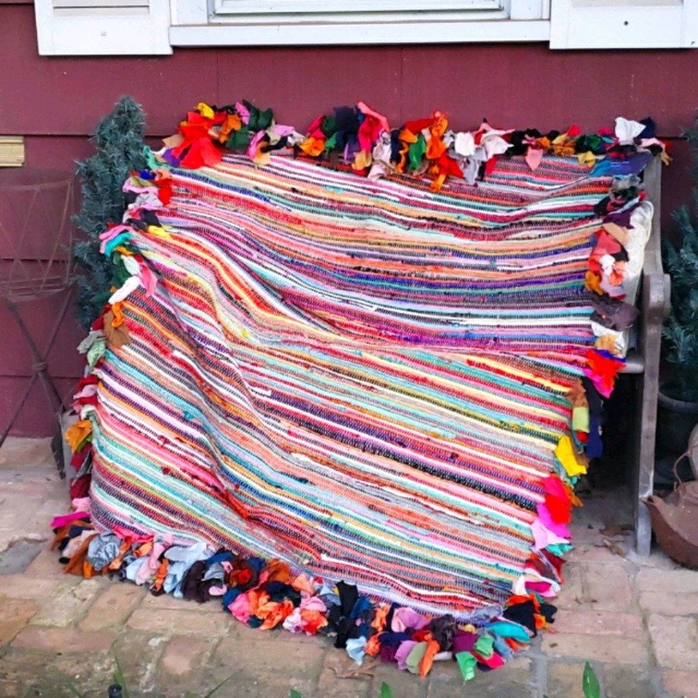 NWT Multicolor Ribbon Frayed Chindi 48"×66" Rug